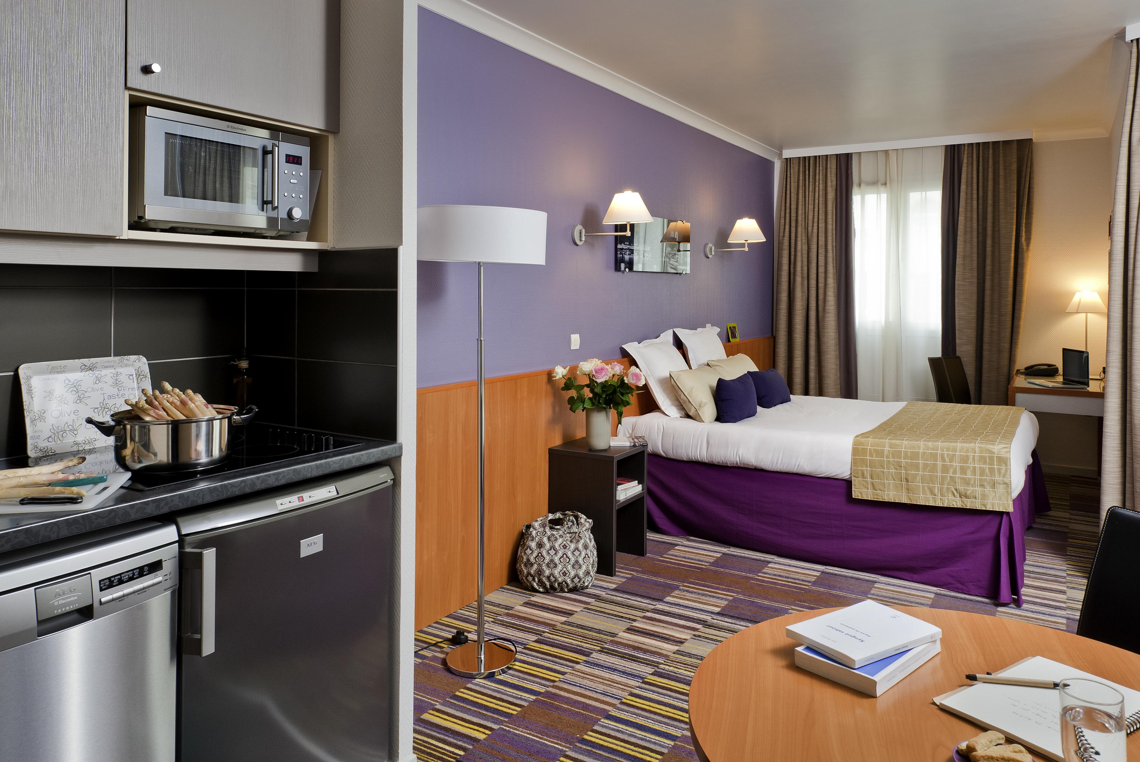 Aparthotel Adagio La Defense Le Parc Courbevoie Quarto foto